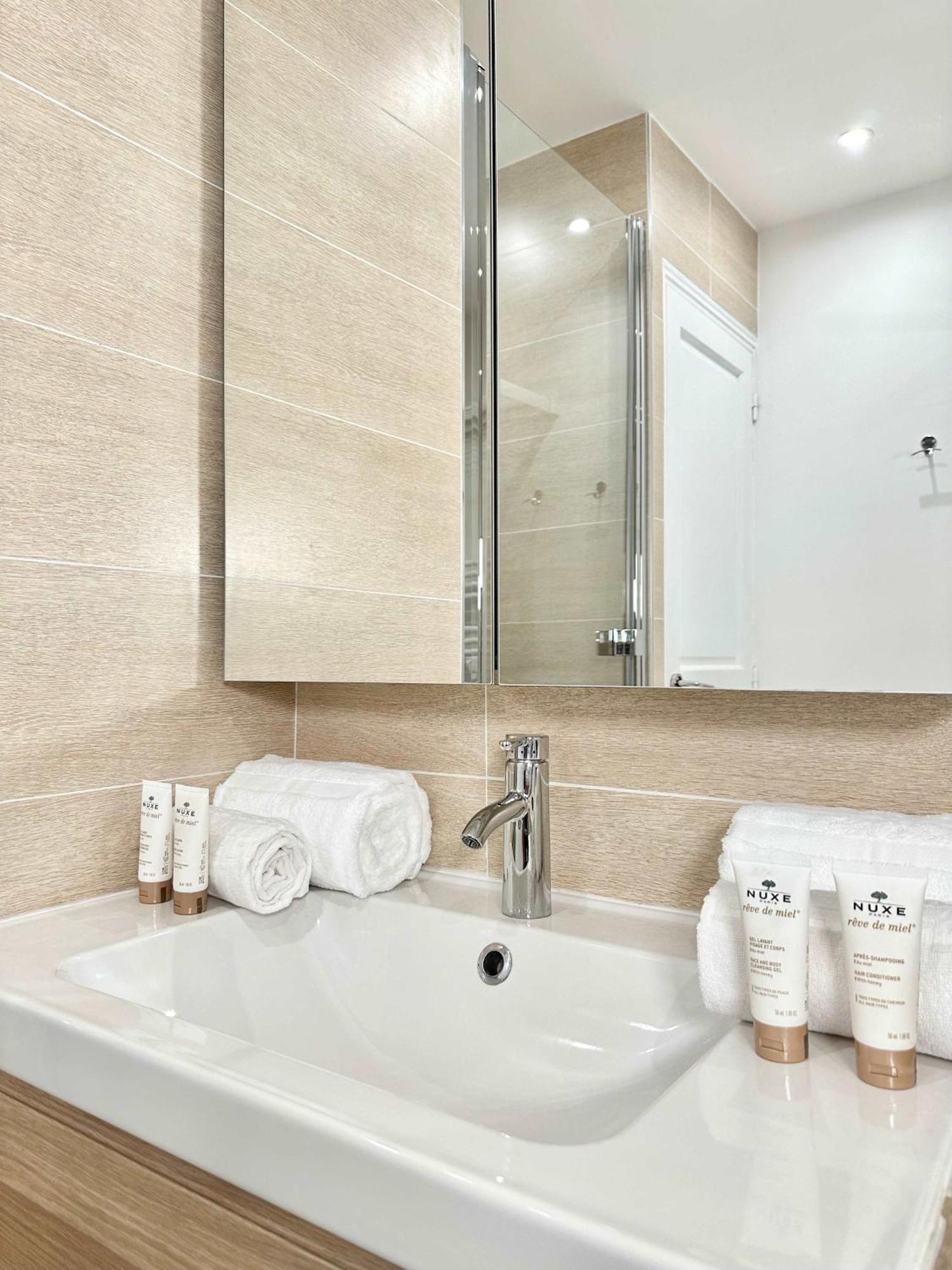 Deluxe Apartment Near The Tour Eiffel Paris Ngoại thất bức ảnh